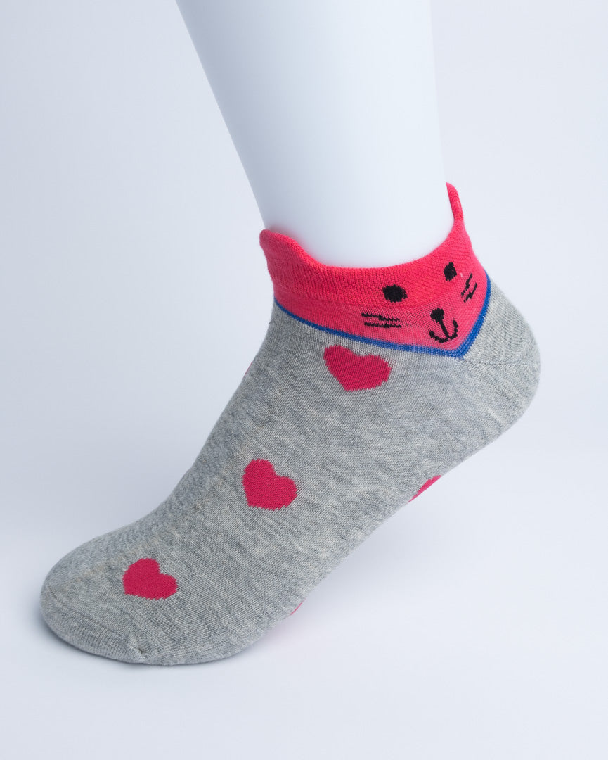 Cute Cat & Hearts Women’s Ankle Socks