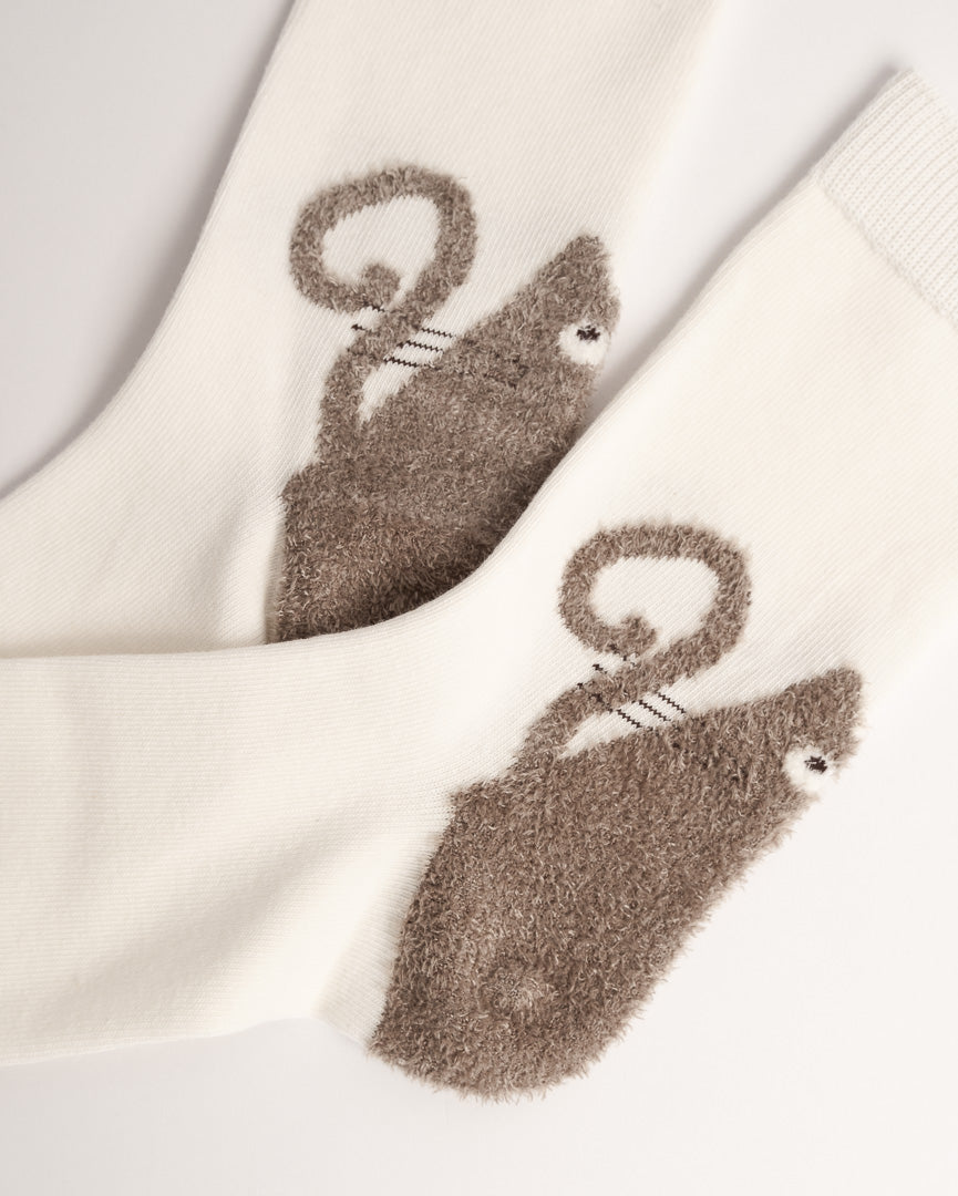 Fuzzy Curly-Tail Cat Cotton Crew Socks – White