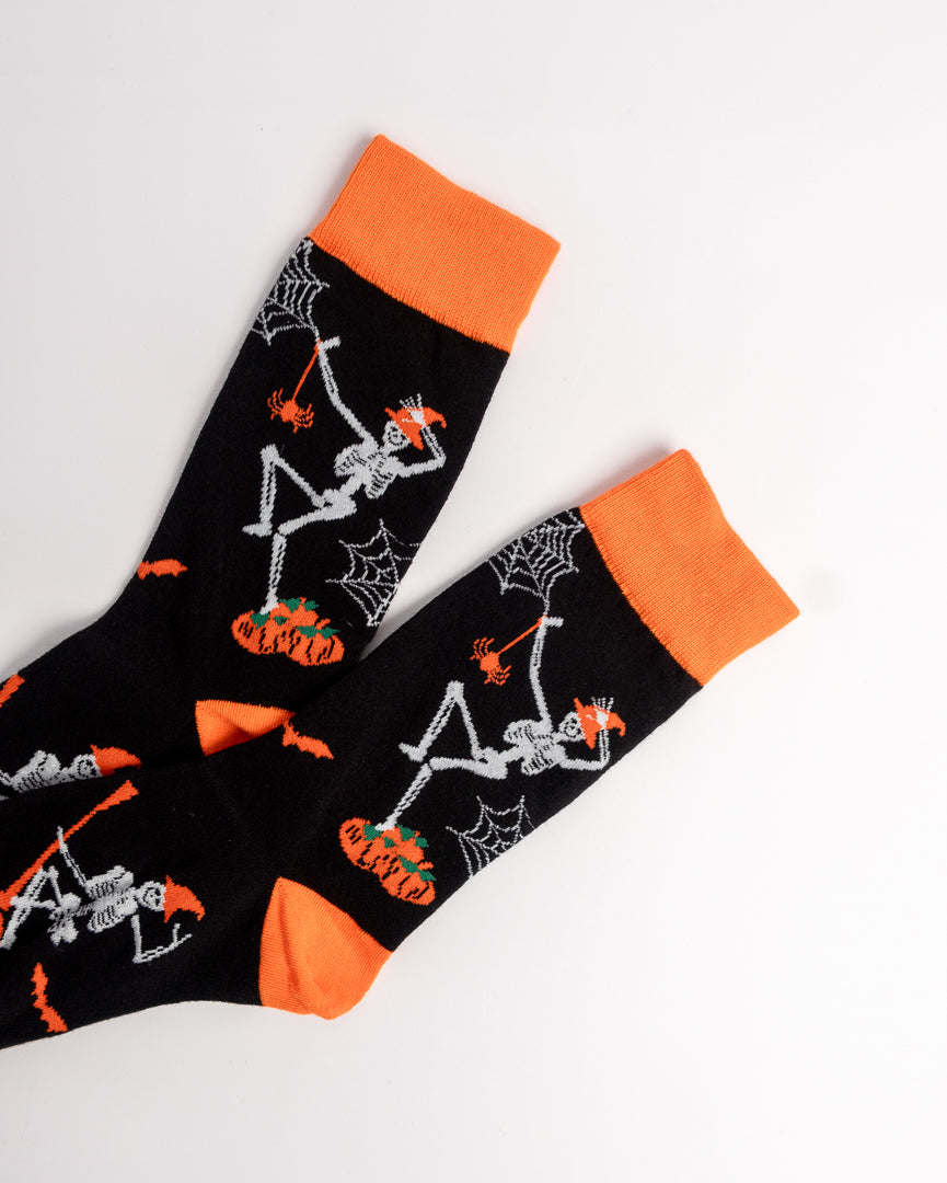 Dancing Skeleton Halloween Crew Socks – Black & Orange