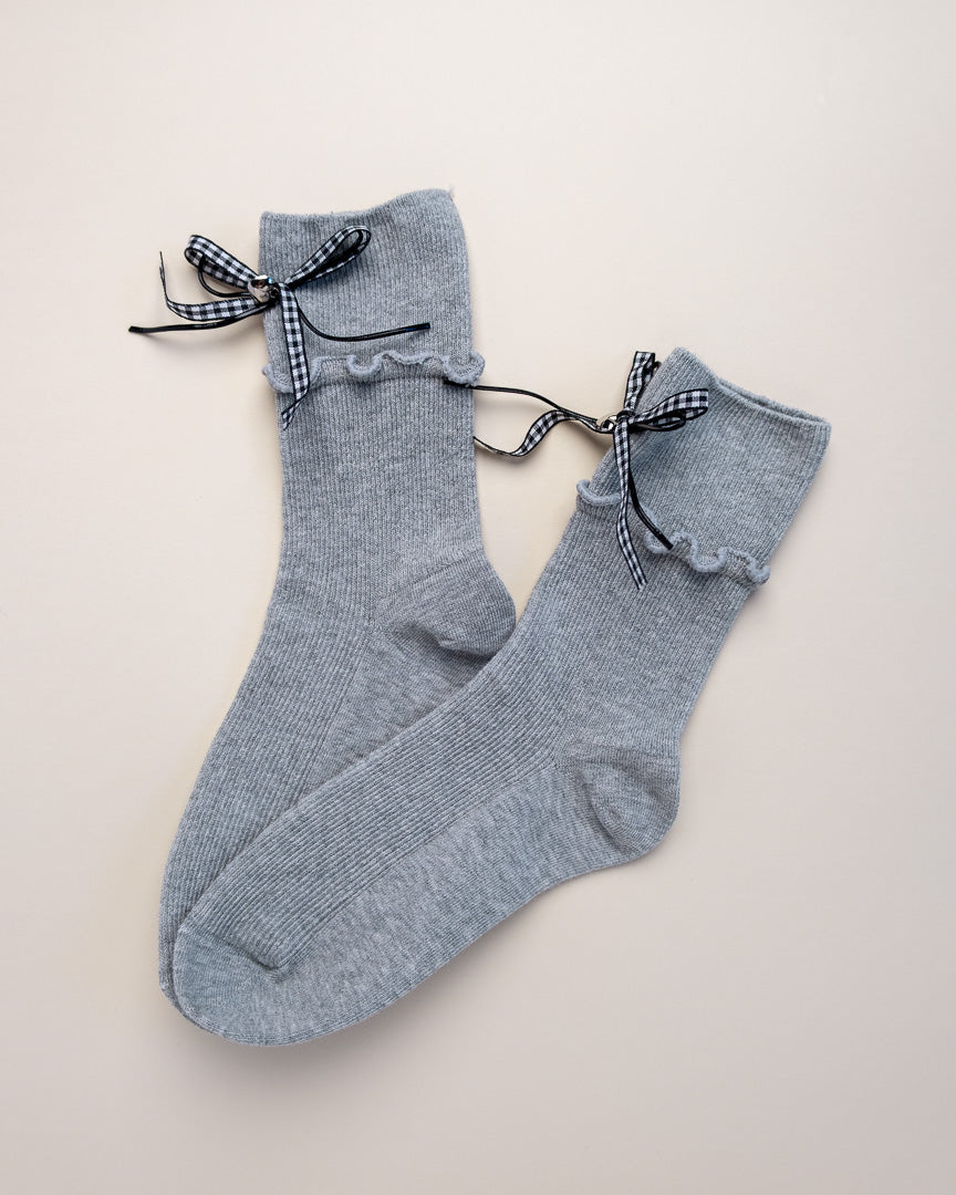 Ribbon Charm Ruffle Women’s Crew Socks