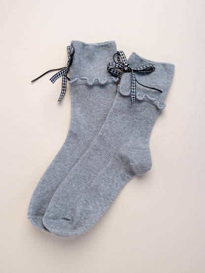 Ribbon Charm Ruffle Women’s Crew Socks