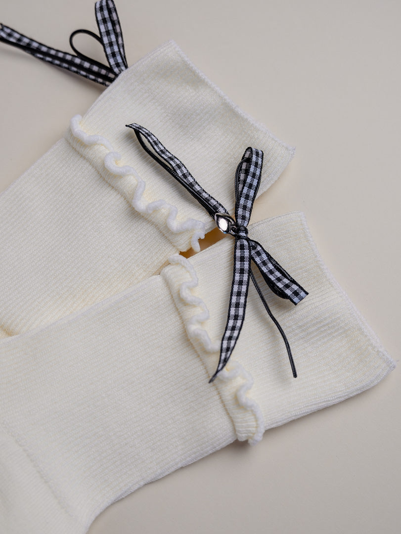 Ribbon Charm Ruffle Women’s Crew Socks
