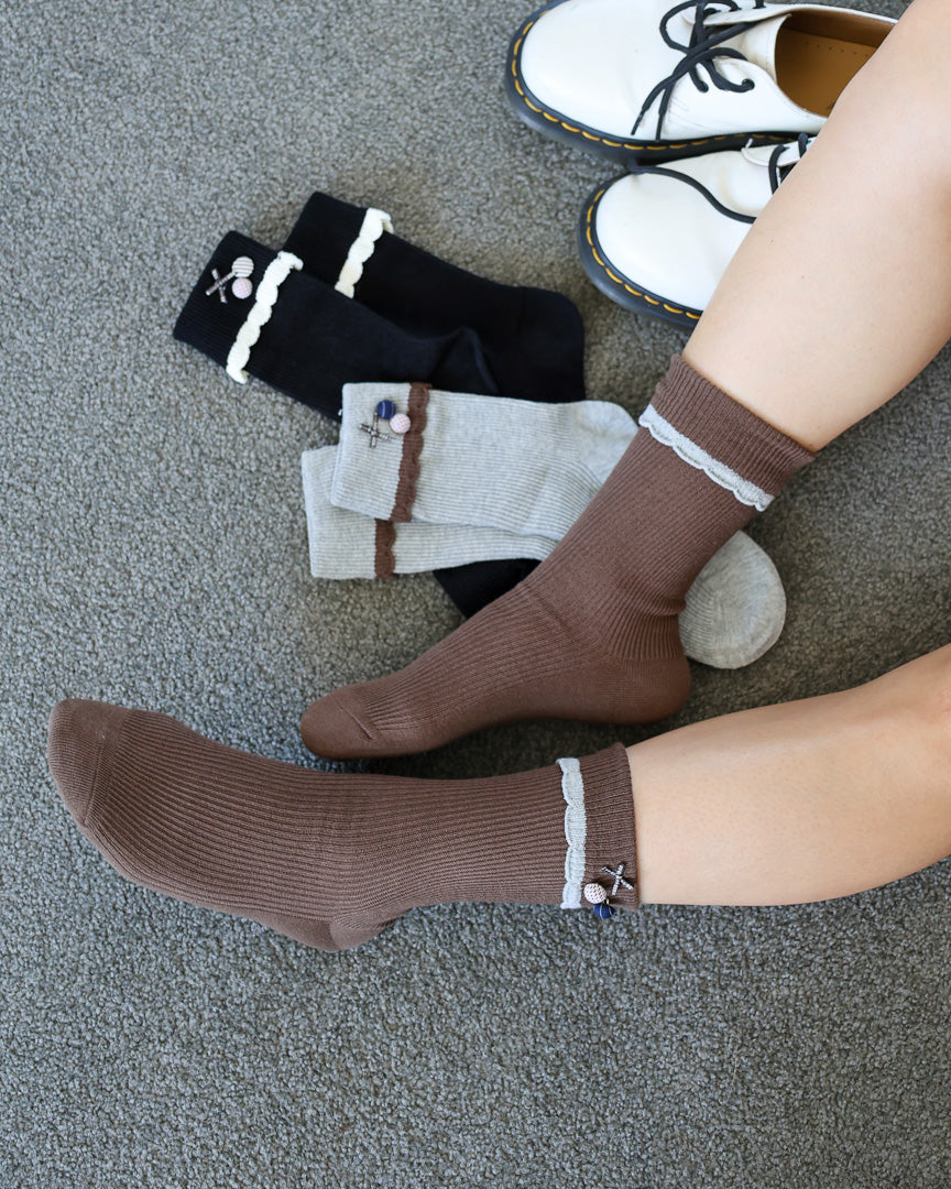 Cute Bow & Button – Women’s Cotton Crew Socks