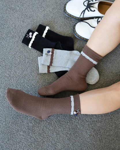 Cute Bow & Button – Women’s Cotton Crew Socks