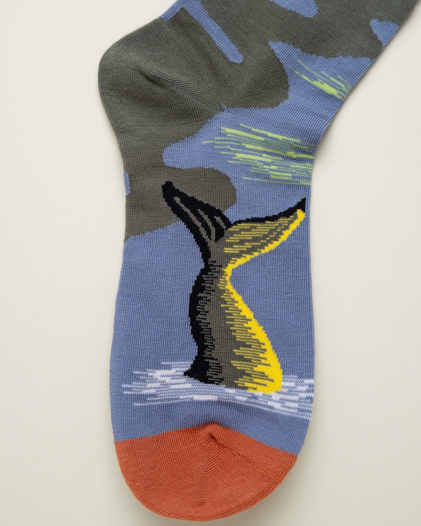 Whale’s Horizon – Women’s Crew Socks