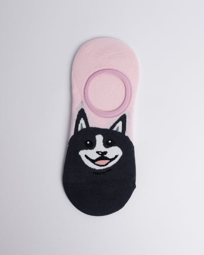 Pink and black women’s no show socks with cute dog design, no-slip invisible low cut socks