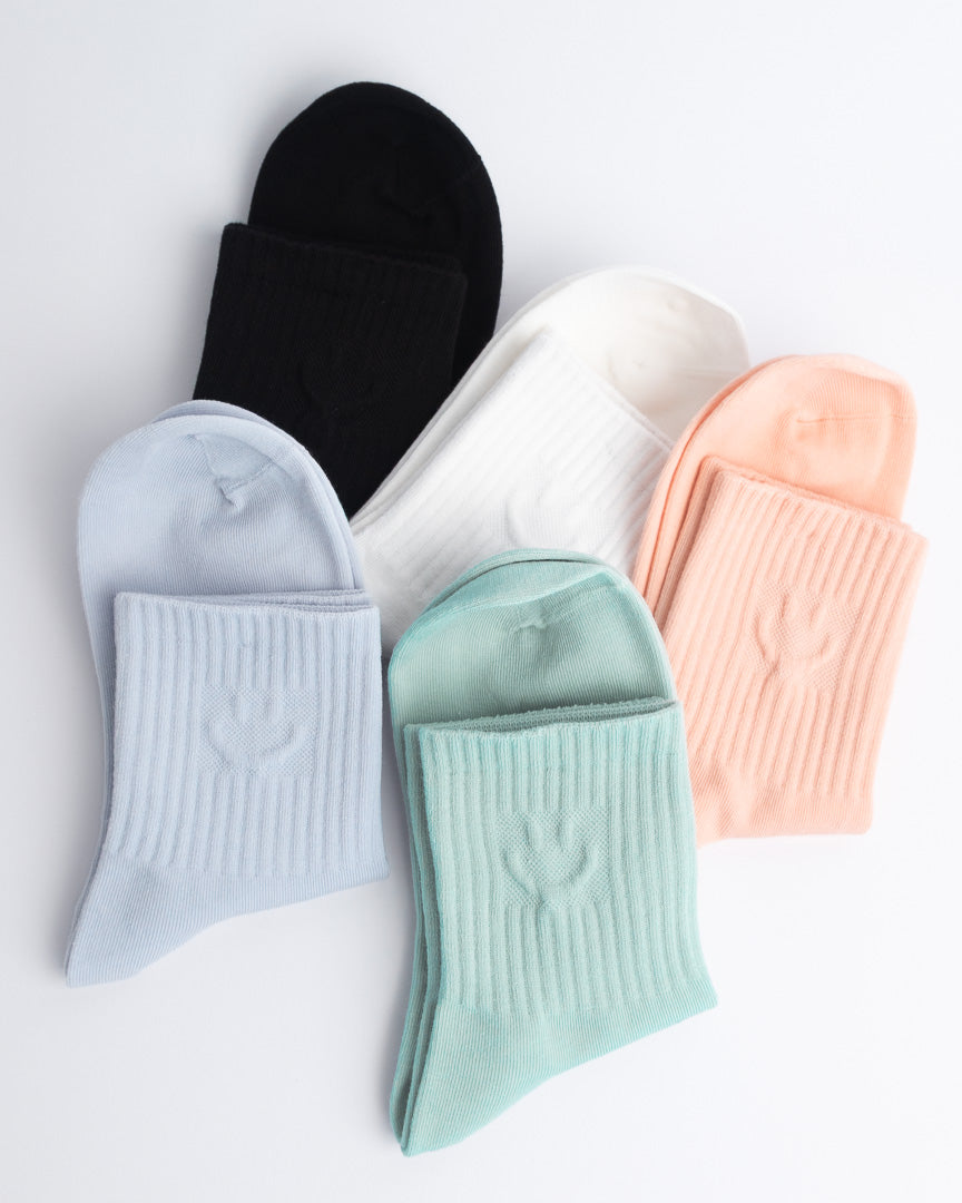 Smiley Face Everyday Socks – Women’s Cotton Quarter Socks