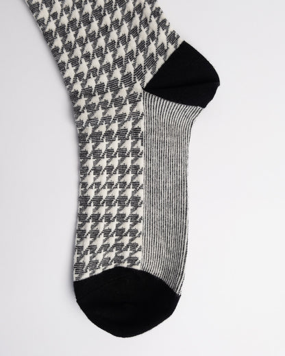 Women's Cotton Crew Socks – Classic Houndstooth Pattern Everyday Socks