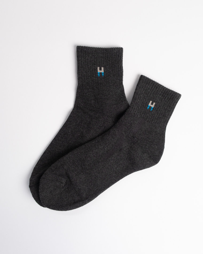 Men’s black cotton crew socks breathable odor control everyday socks