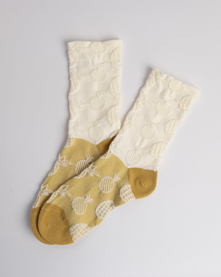 Soft breathable women’s crew socks yellow cotton casual daily wear socks