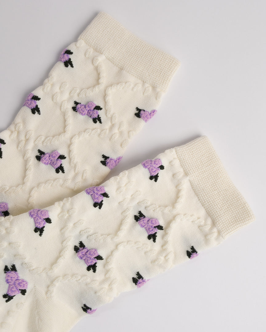 women’s floral crew socks styled with sneakers casual outfit breathable cotton socks
