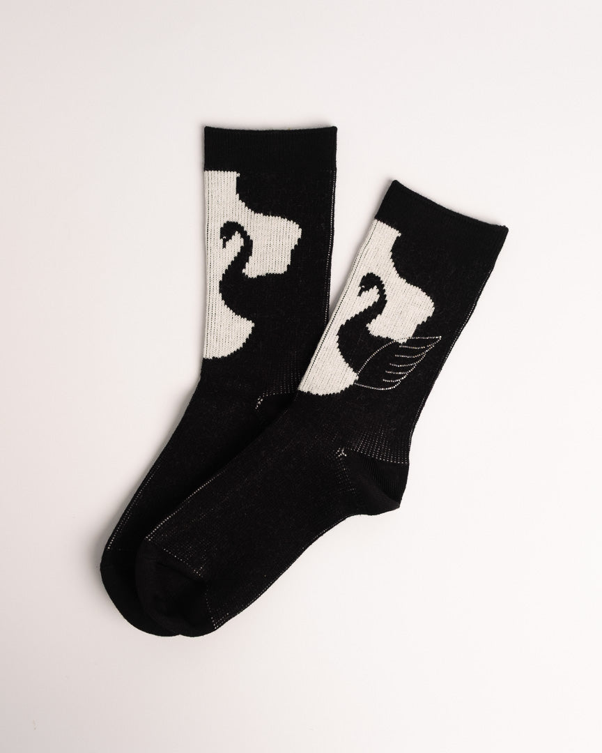 Women’s Swan pattern Merino Wool Blend Crew Socks – Soft Warm Everyday Socks