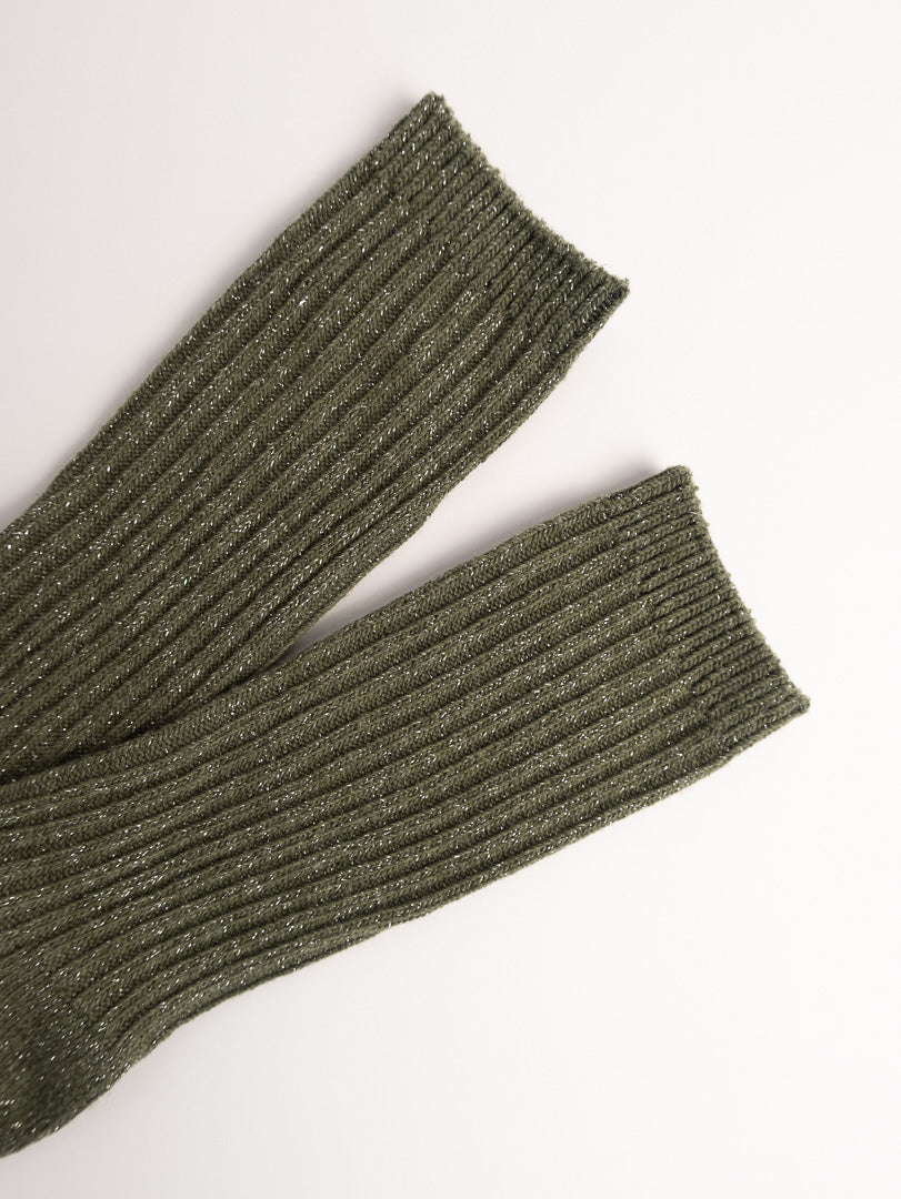 Women’s Ribbed Combed Cotton Crew Socks – Soft Everyday Comfort with Subtle Shine