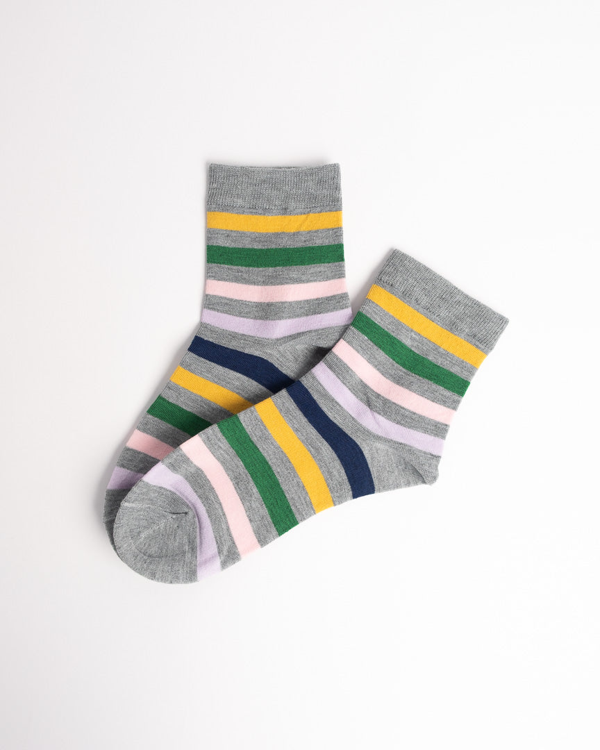 Retro Stripe Women’s Crew Socks – Soft Everyday Comfort Socks