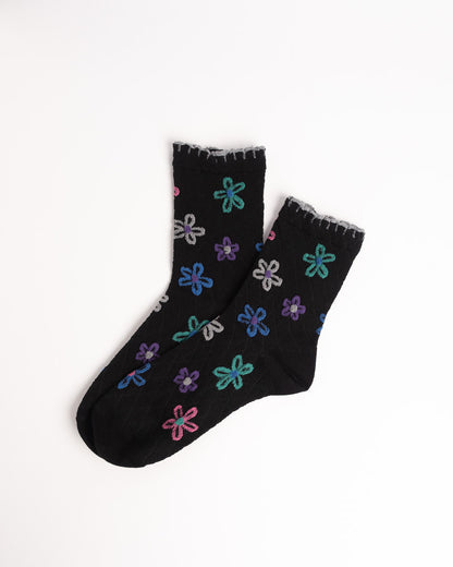Women’s Retro Floral Combed Cotton Crew Socks – Soft Casual Everyday Socks