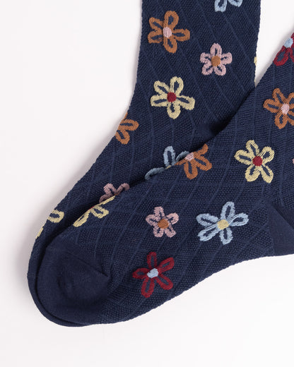 Women’s Retro Floral Combed Cotton Crew Socks – Soft Casual Everyday Socks