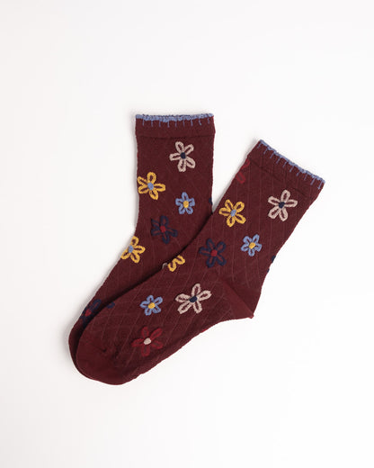 Women’s Retro Floral Combed Cotton Crew Socks – Soft Casual Everyday Socks