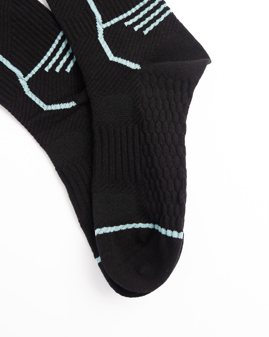 Men's black athletic crew socks with breathable performance knit and arch support
