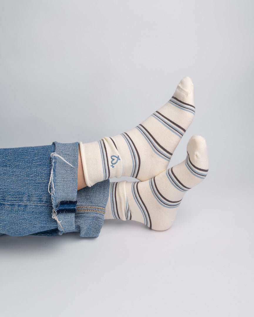 Women's Heart Embroidery Stripe Cotton Crew Socks – Soft Everyday Socks