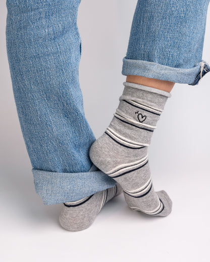 Women's Heart Embroidery Stripe Cotton Crew Socks – Soft Everyday Socks