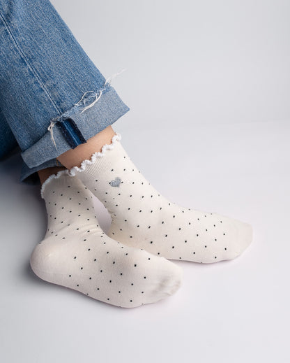 Women's Heart Embroidery Cotton Crew Socks – Soft Everyday Socks