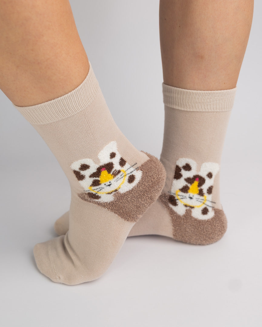 Fuzzy Spotted Cat Cotton Crew Socks – Beige