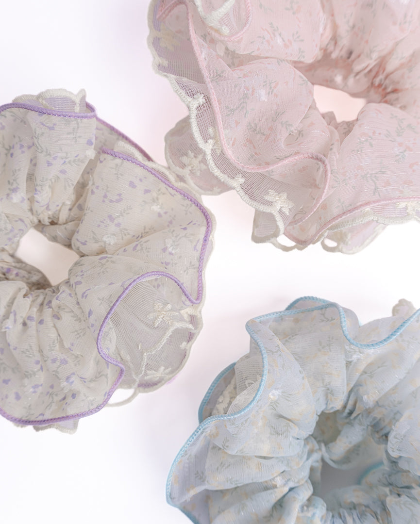 Scalloped Floral Sheer Hair Scrunchie - Pink