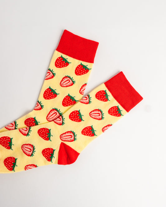 Strawberry Pattern Crew Socks – Cream & Red