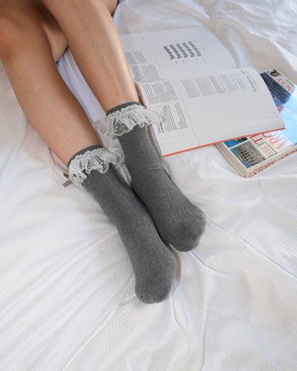 Lace Ruffle Pearl Bow Socks – Women’s Cotton Crew Socks
