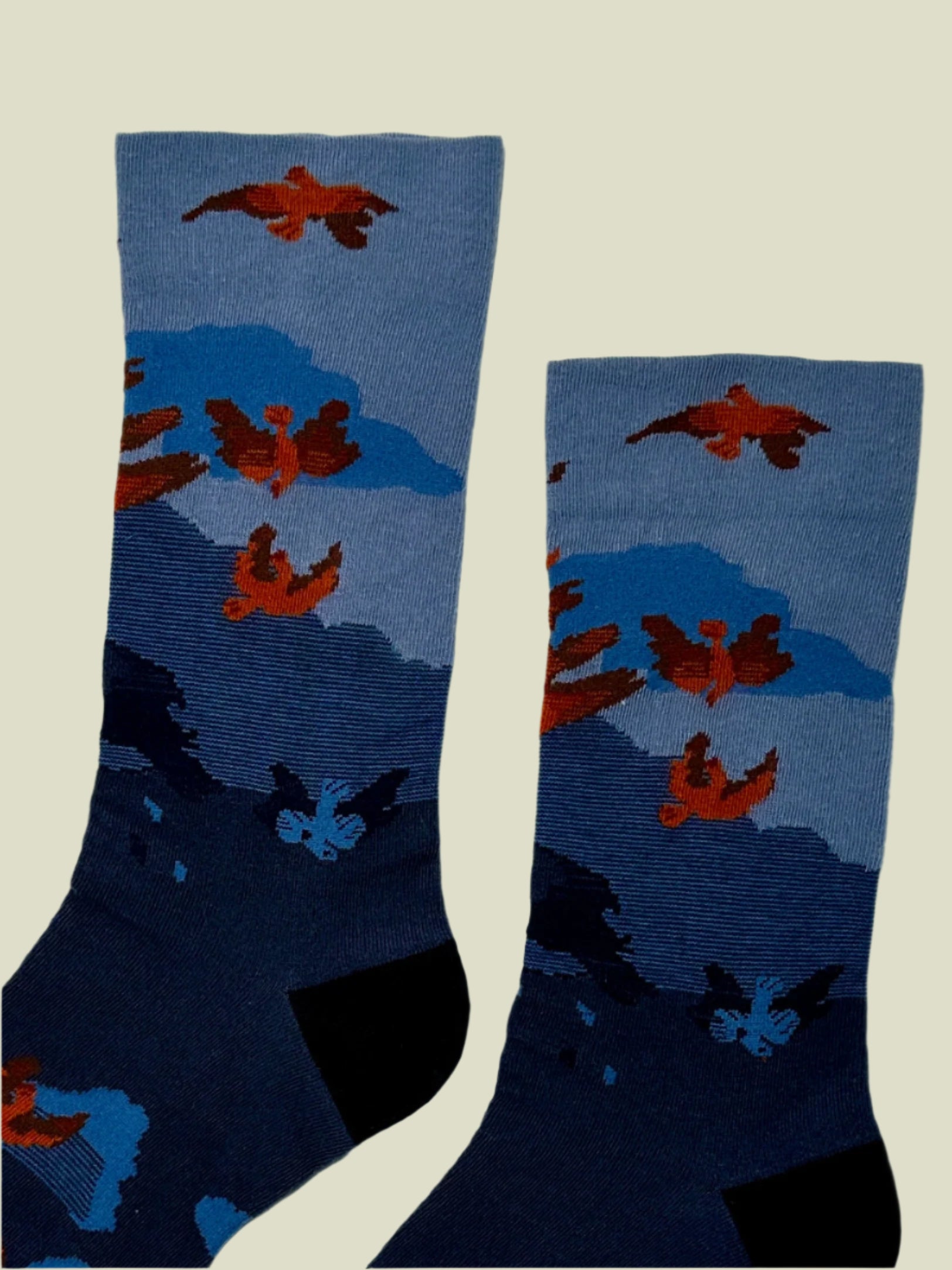 Women’s crew socks with flying birds and nature pattern, great for gifts and daily wear.